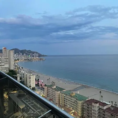Sunset Cliffs Poniente דירה בנידורם